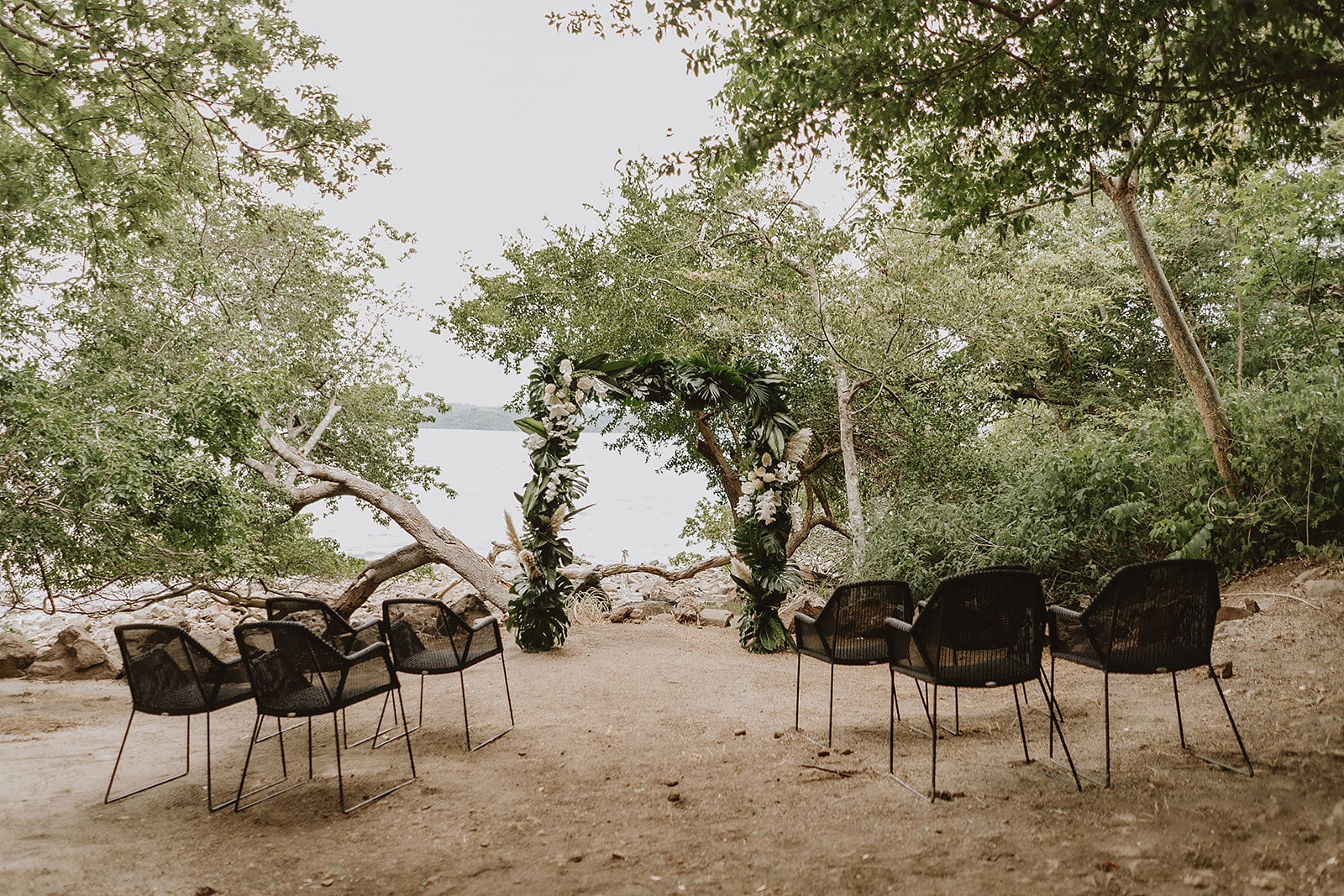 Costa Rica Resort wedding photographer at Peninsula Papagayo