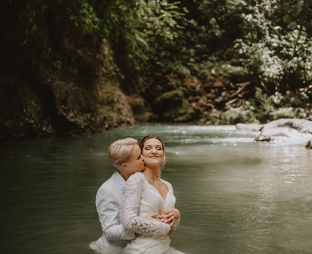 Gorgeous Elopement in La Fortuna