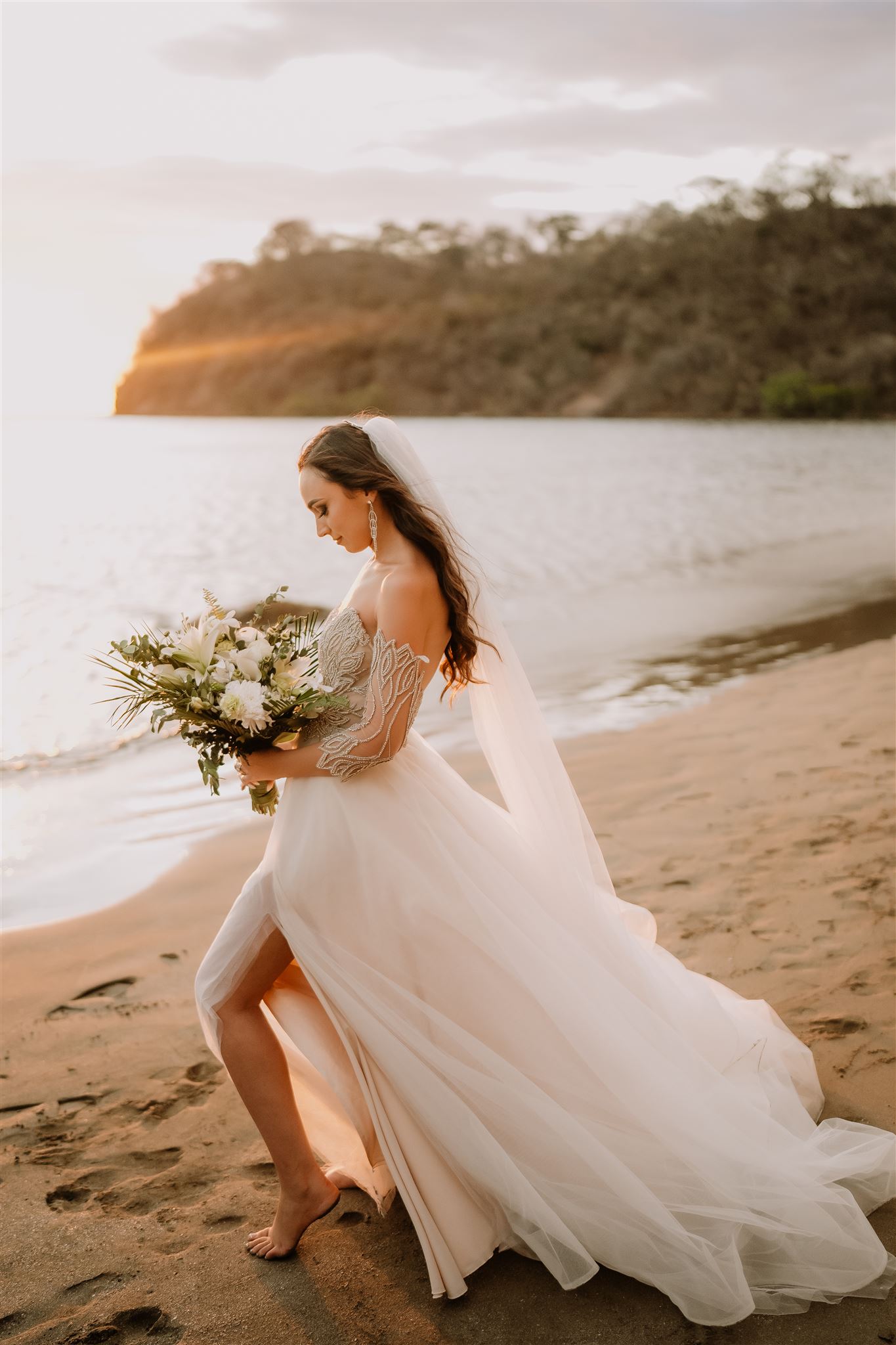 Costa Rica wedding photographer | Adri Mendez