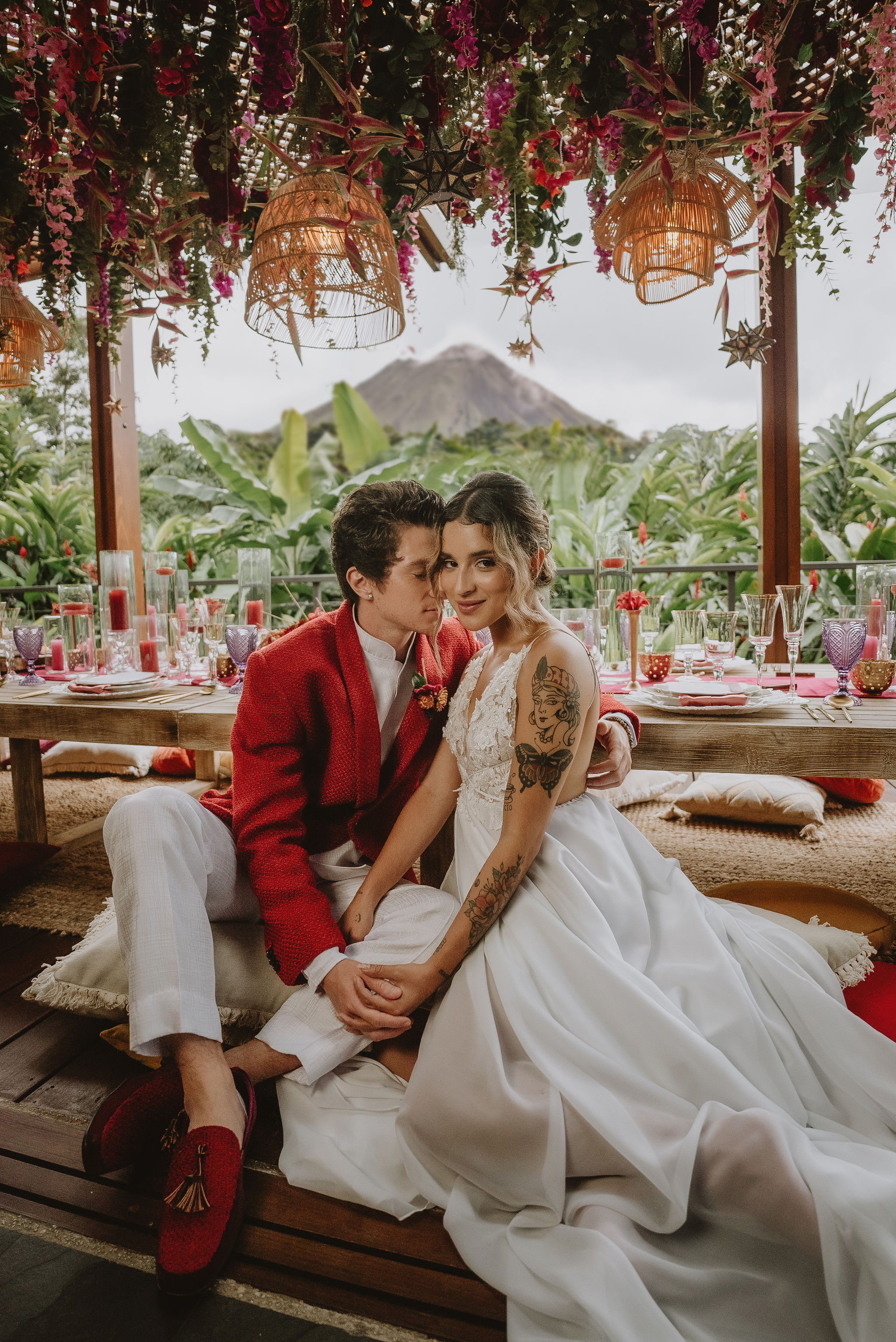 Beautiful wedding styled elopement in Costa Rica