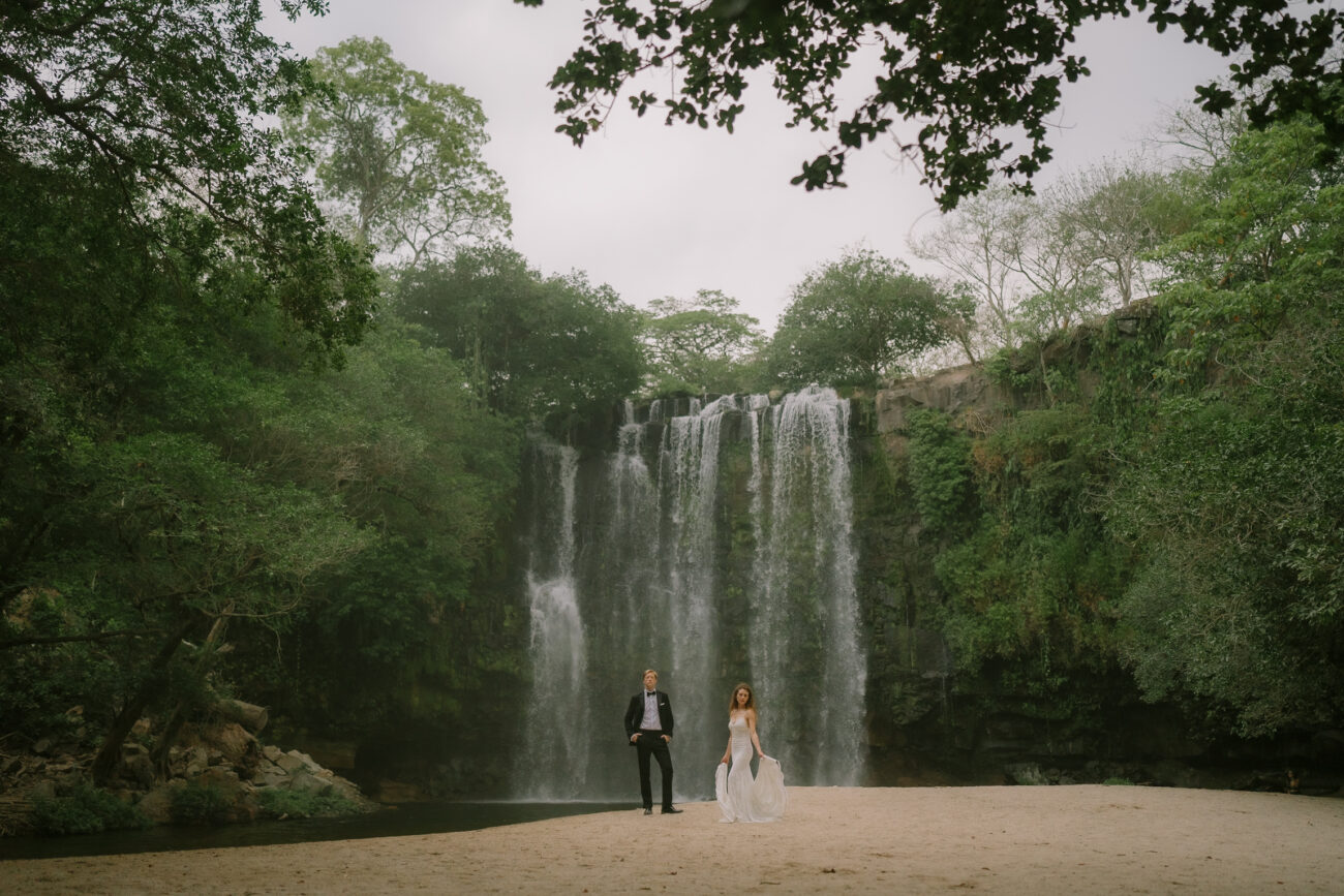 Bagaces-waterfall-costa-rica-session