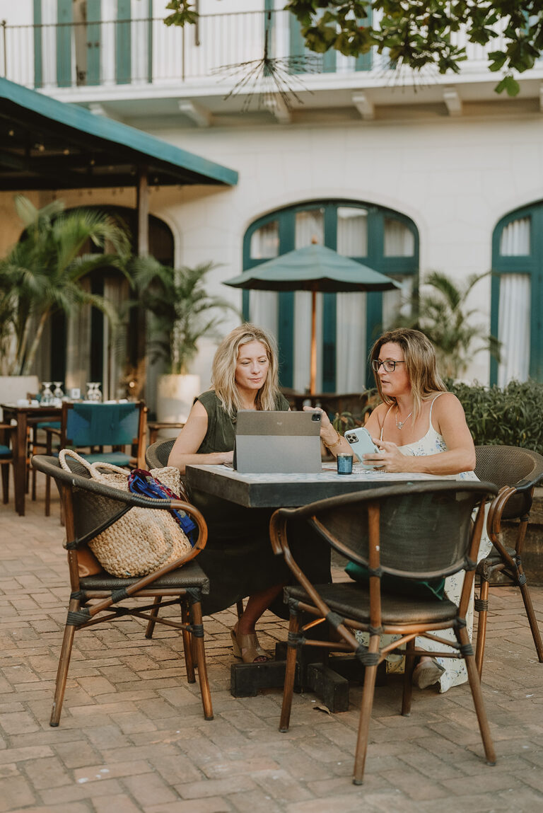 Mil Besos Wedding Planner: The Secret Ingredient To A Unique Costa Rica Wedding